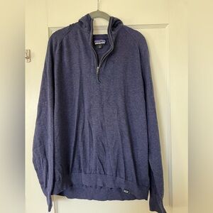 NWOT Patagonia Men's Navy Quarter Zip Hooded Sweater